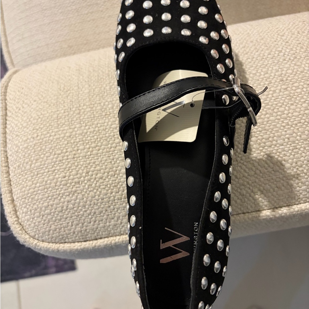 Women's Black Studded Flats
